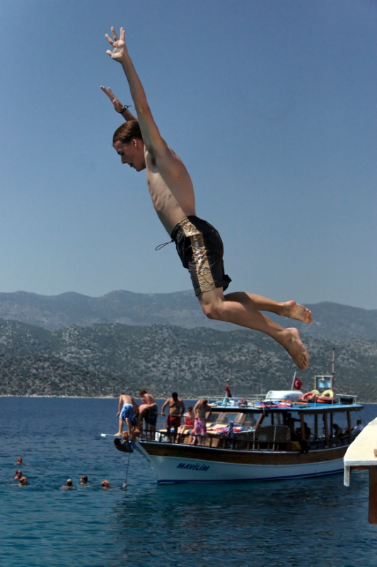 Thomas jumps off the boat.jpg